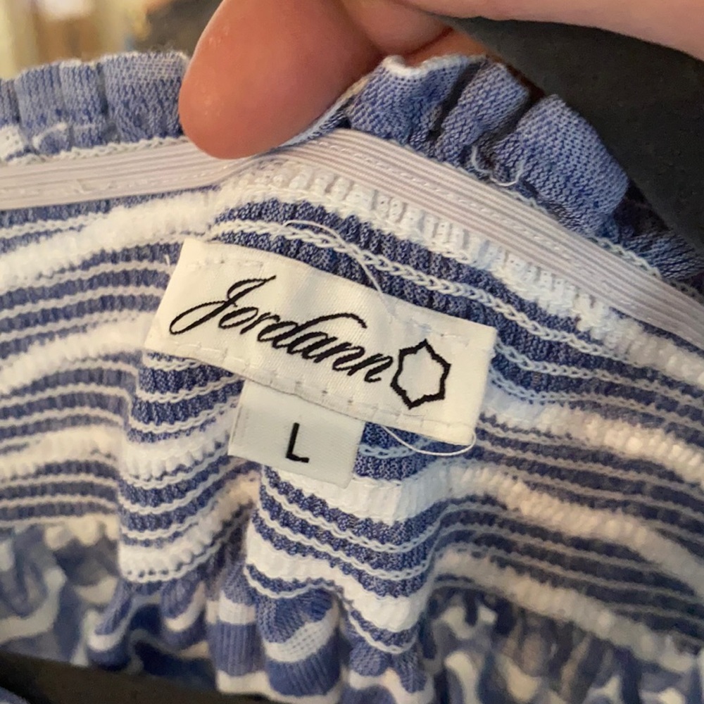 Jordann Stripped Blouse - Picture 13 of 16